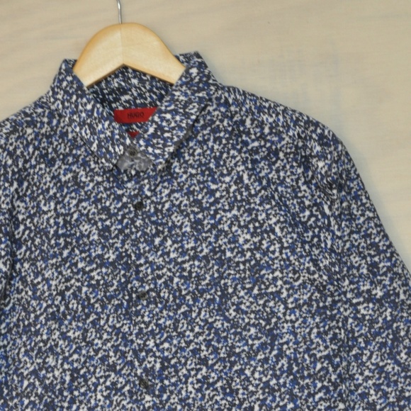 Hugo Boss Other - Boss Hugo Boss Button Down Slim Fit M